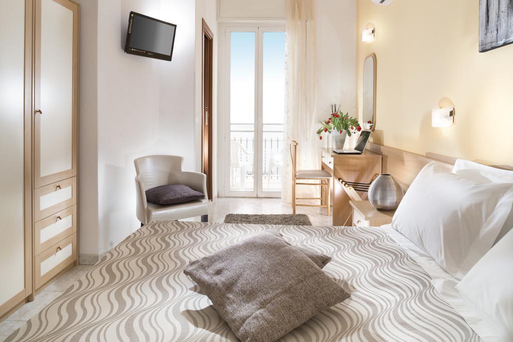 Hotel Bellerofonte Rimini Eksteriør billede